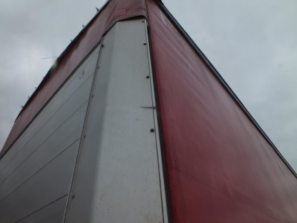 Zdjęcie przedmiotu: SCHMITZ CARGOBULL SCB*S3T Curtain semitrailer