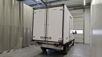 Zdjęcie przedmiotu: MERCEDES-BENZ/IGLOPOL SPRINTER E6 3.5t
