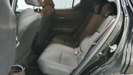 Zdjęcie przedmiotu: Toyota C-HR 1.8 Hybrid Premium