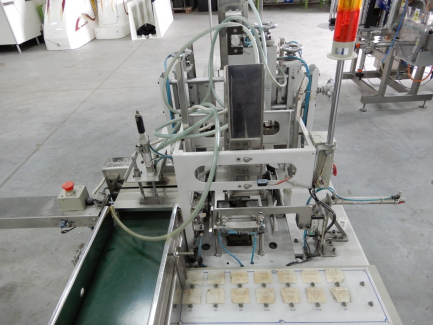 Zdjęcie przedmiotu: Packer for wet wipes Fortran Automation Industrial Co., Ltd - Taiwan FU1030