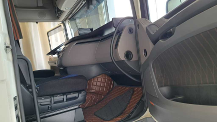 Zdjęcie przedmiotu: DAF XF 480 E6 21.0t FT Space Cab Low Deck