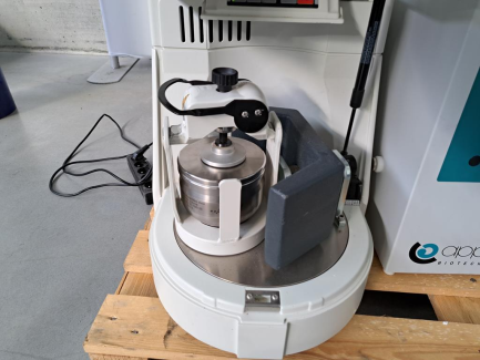 Zdjęcie przedmiotu: Laboratory kit (Flow measurement system, Particle size analyzer, Planetary mill)