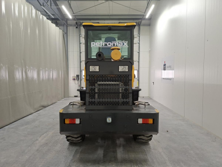 Zdjęcie przedmiotu: Ładowarka kołowa przegubowa PETROMAX PM 916