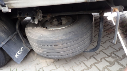 Zdjęcie przedmiotu: KOEGEL S24-1 curtain semi-trailer