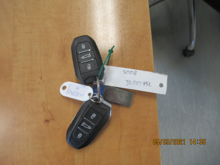 Zdjęcie przedmiotu: Peugeot 5008 2.0 HDI MR`17 E6