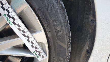 Zdjęcie przedmiotu: Toyota Camry 2.5 Hybrid Executive CVT