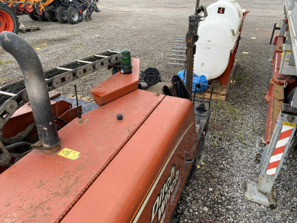 Zdjęcie przedmiotu: Ditch Witch JT520 horizontal drilling rig with the FT5 blasting system