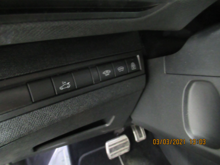 Zdjęcie przedmiotu: Peugeot 5008 2.0 HDI MR`17 E6