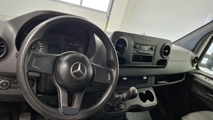 Zdjęcie przedmiotu: MERCEDES-BENZ/IGLOPOL SPRINTER E6 3.5t