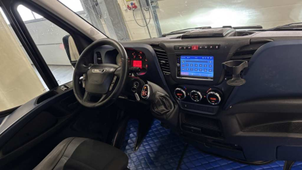 Zdjęcie przedmiotu: Iveco Daily 35S18 V Hi-Matic E6 3.5t