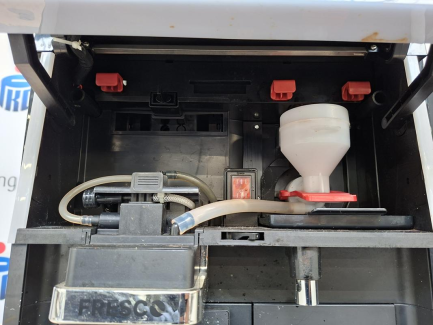 Zdjęcie przedmiotu: Кавоварка під тиском FRESCO X580C + холодильник MILK COOLER C5