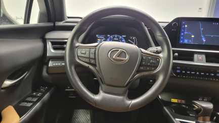Zdjęcie przedmiotu: Lexus UX 200 GPF F Sport Design 2WD