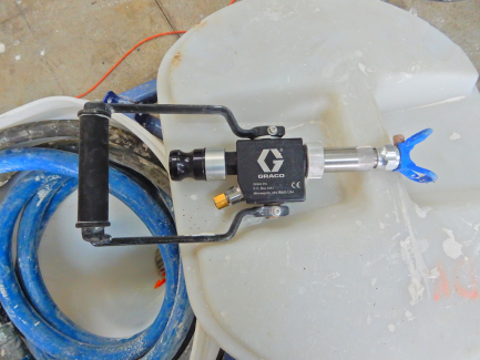 Zdjęcie przedmiotu: GRACO INC T-MAX 506 leveling aggregate