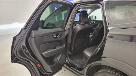 Zdjęcie przedmiotu: Volvo XC60 B4 D AWD Momentum Pro aut