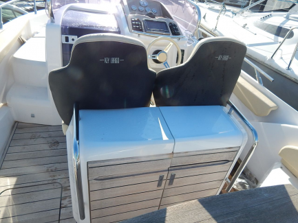 Zdjęcie przedmiotu: Jacht motorowy KEY LARGO 27 EFB