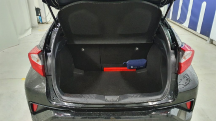 Zdjęcie przedmiotu: Toyota C-HR 1.8 Hybrid Premium