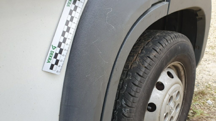 Zdjęcie przedmiotu: PEUGEOT/APD LUBOS BOXER/AL 435 BlueHDi Euro 6 1997ccm - 163HP 3,5t 16-19