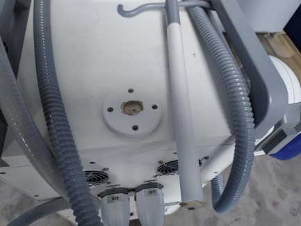 Zdjęcie przedmiotu: Cosmetic device Laser SHR + 808 STUDIO FIGURA