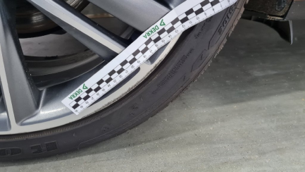 Zdjęcie przedmiotu: Infiniti Q50 2.0t Sport Sound Studio by Bose aut