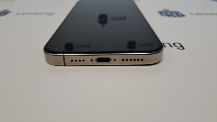 Zdjęcie przedmiotu: Телефон/смартфон Apple iPhone 16 Pro Max 256GB Natural Titanium, виробничий код MYWY3HX/A
