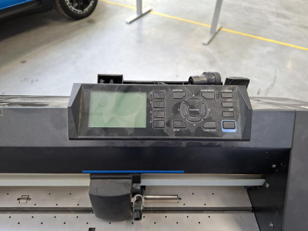 Zdjęcie przedmiotu: Ploter tnący GRAPHTEC CE7000-130