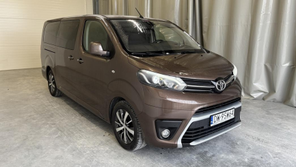 Zdjęcie przedmiotu: Toyota ProAce Verso 2.0 CRD E6.2 2.9t Medium Family S&S Aut.