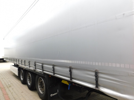 Zdjęcie przedmiotu: KRONE SD Curtain semitrailer