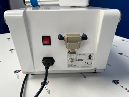 Zdjęcie przedmiotu: Studio Figura treatment device Shock wave