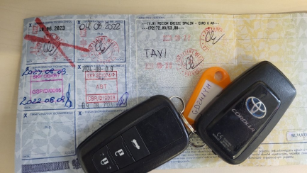 Zdjęcie przedmiotu: Toyota Corolla sedan 1.8 Hybrid Comfort