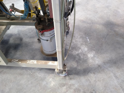 Zdjęcie przedmiotu: Pneumatic press for mounting PMJ-SZ drawers