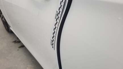 Zdjęcie przedmiotu: Mercedes-Benz E 220 d