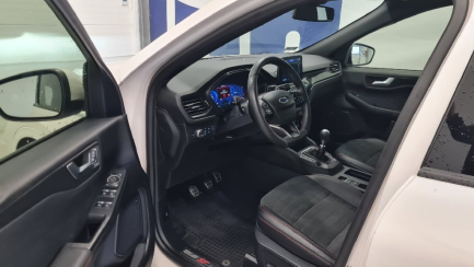 Zdjęcie przedmiotu: Ford Kuga 1.5 EcoBoost FWD ST-Line X