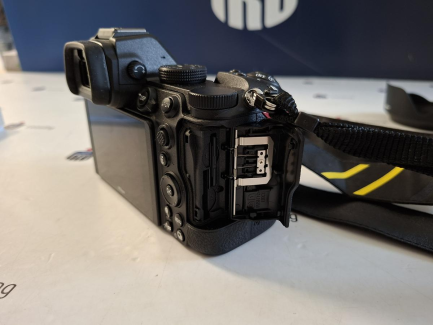 Zdjęcie przedmiotu: Цифрова камера NIKON Z5 з об'єктивом NIKKOR Z 24-200 1:4-6.3 VR