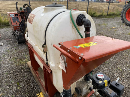 Zdjęcie przedmiotu: Ditch Witch JT520 horizontal drilling rig with the FT5 blasting system