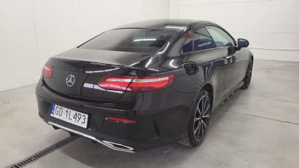 Zdjęcie przedmiotu: Mercedes-benz E 220 d Coupe 4-Matic 9G-TRONIC