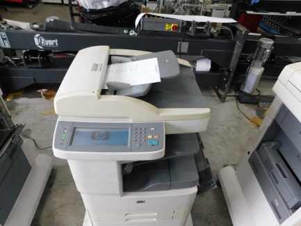 Zdjęcie przedmiotu: Hewlett-Packard (HP) LaserJet M5035 MFP laser multifunction printer