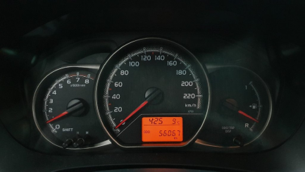 Zdjęcie przedmiotu: Toyota Yaris Hatchback 1.0 Premium