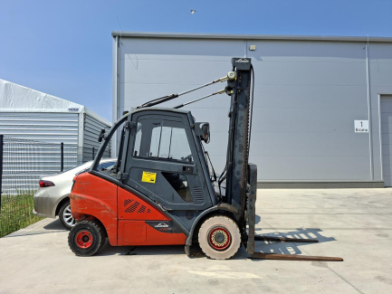 Zdjęcie przedmiotu: W&oacute;zek widłowy LINDE H30CNG-02
