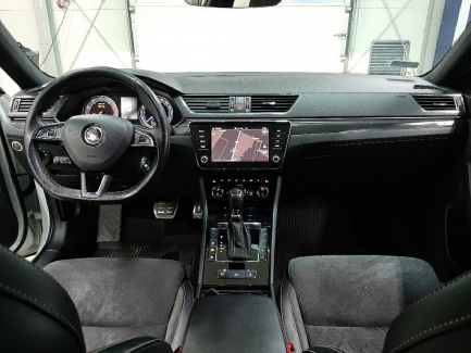 Zdjęcie przedmiotu: Skoda Superb III 2.0 TSI Sportline DSG