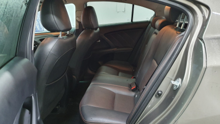 Zdjęcie przedmiotu: Toyota Avensis 1.8 Premium