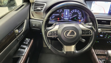 Zdjęcie przedmiotu: Lexus GS 200t / 300 Elegance