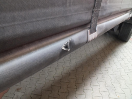 Zdjęcie przedmiotu: KRONE SD curtain semi-trailer