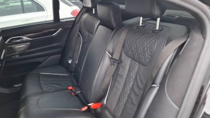 Zdjęcie przedmiotu: BMW 740D xDrive Steptronic