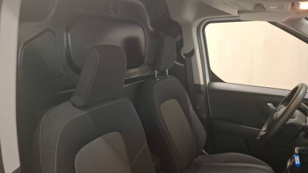 Zdjęcie przedmiotu: Ford Transit Courier 1.5 EcoBlue E6d 2.2t Trend