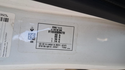 Zdjęcie przedmiotu: Renault Master FWD 2.3 dCi E6 3.5t L3H1 Extra S&S+E Oświadczenie o utracie DR