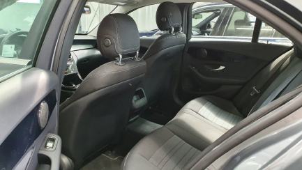 Zdjęcie przedmiotu: Mercedes-benz C 200 sedan