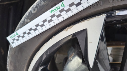 Zdjęcie przedmiotu: Toyota C-HR 1.8 Hybrid GPF GR Sport