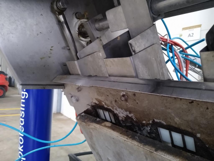 Zdjęcie przedmiotu: Apple peeler PND S.r.l. Fruit Processing Machinery Italy PEELING MACHINE PL6 160 BG