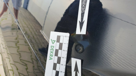 Zdjęcie przedmiotu: Mercedes-benz E 300