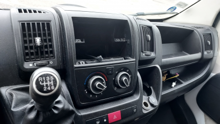 Zdjęcie przedmiotu: Peugeot BOXER E6 3.5t + zabudowa